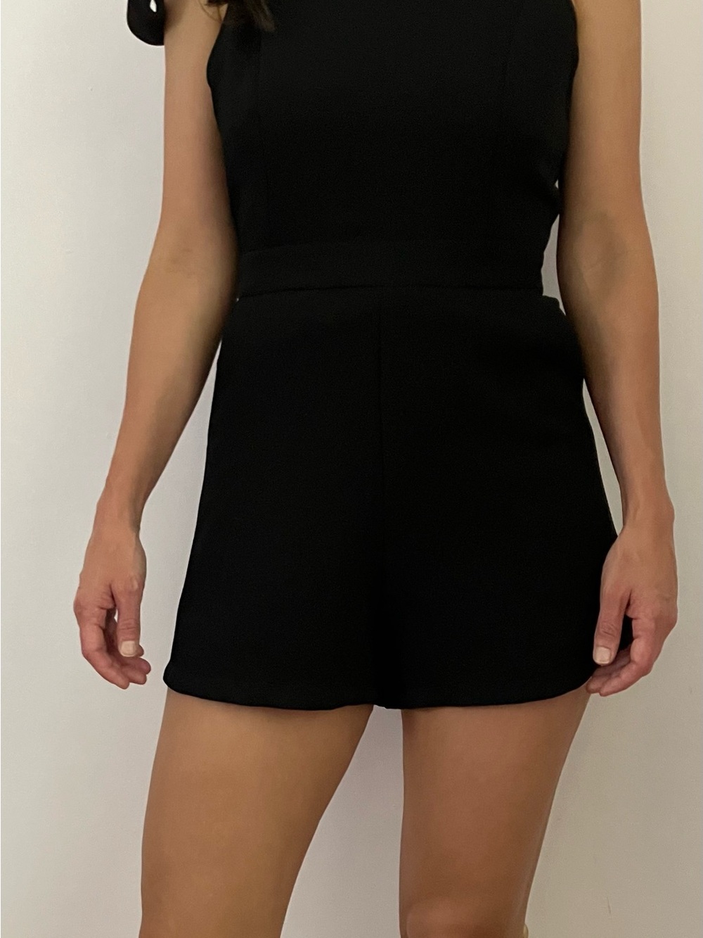 DO+BE Black High-Waist Tailored Shorts